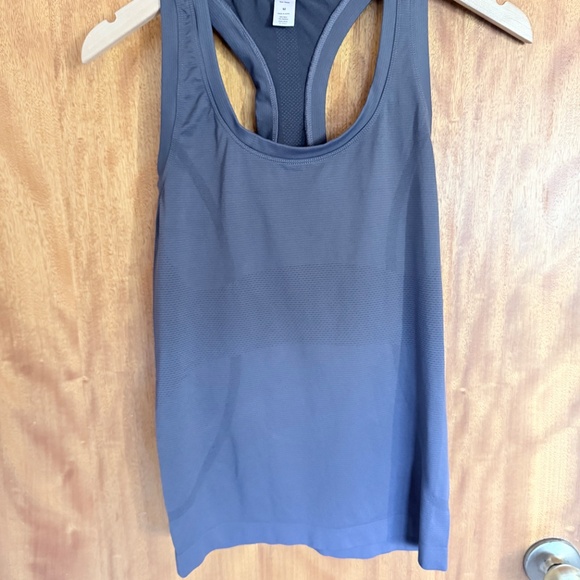 MathCat Seamless Gray Muscle Tank | Women’s Racerback | Size M - Picture 3 of 5